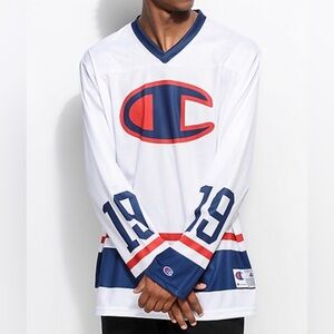 NWT Champion Men’s Size 52 2XL Big C Logo #19 Hockey Jersey